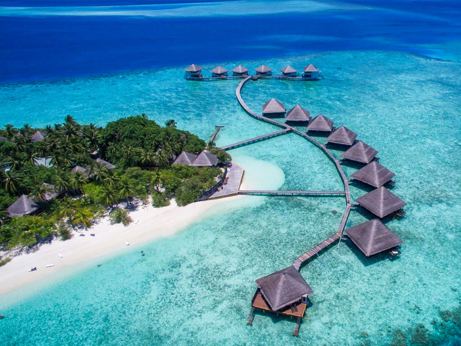 Adaaran Club Rannalhi Maldives
